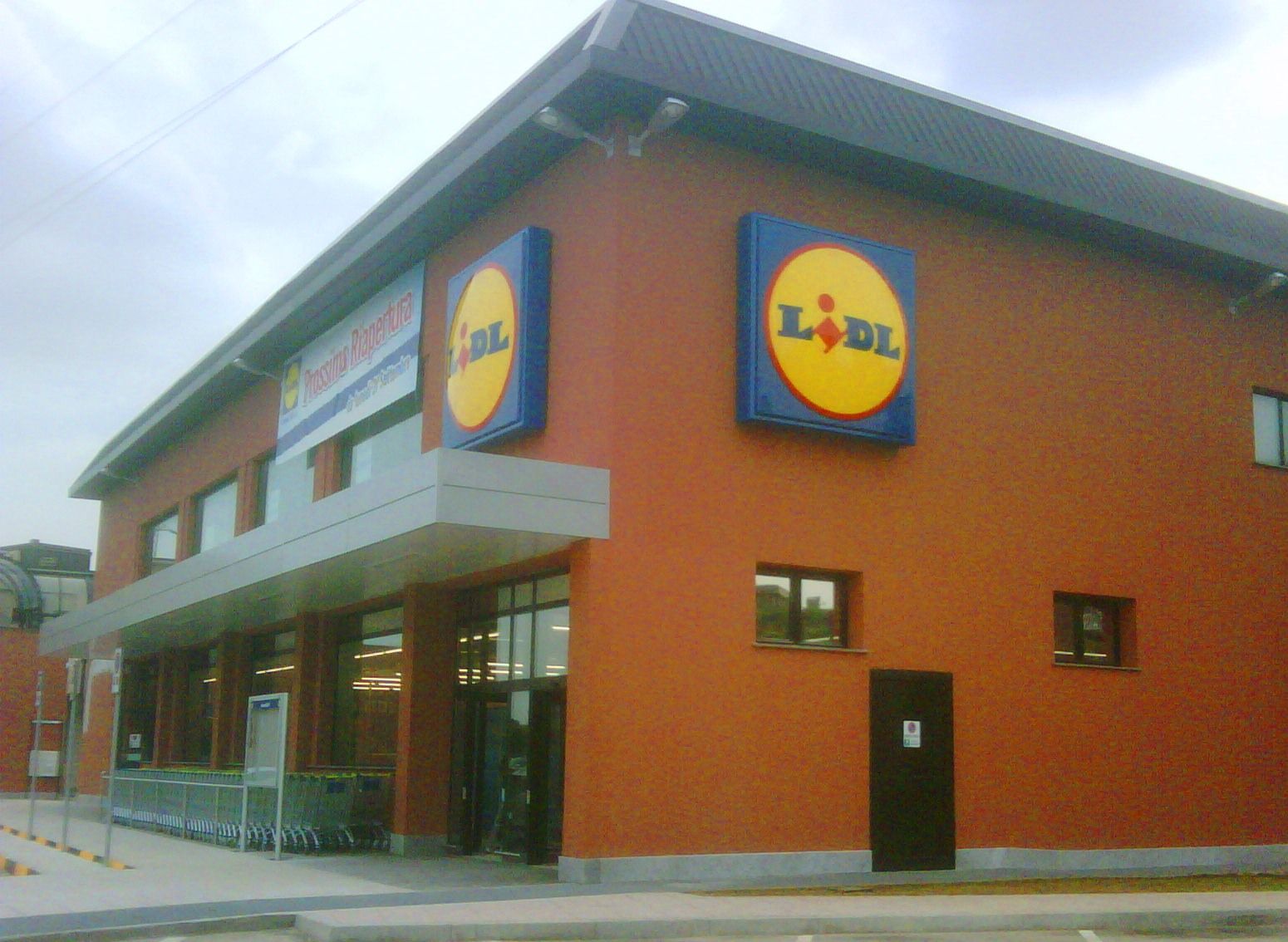 Più moderno, più ampio, più verde: ecco il nuovo Lidl di San Donato